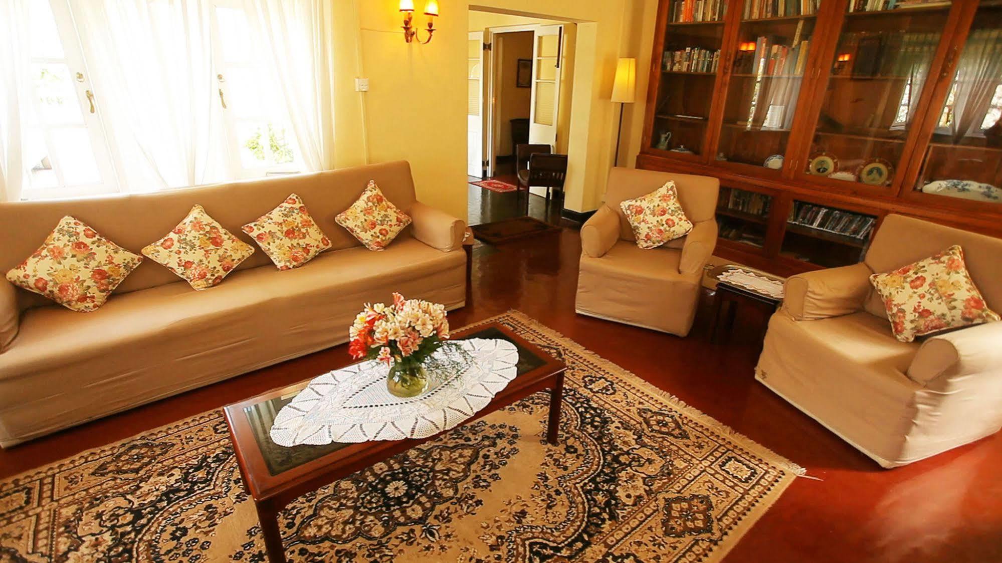 Senani Colonial Holiday Bungalow Nuwara Eliya Exterior foto